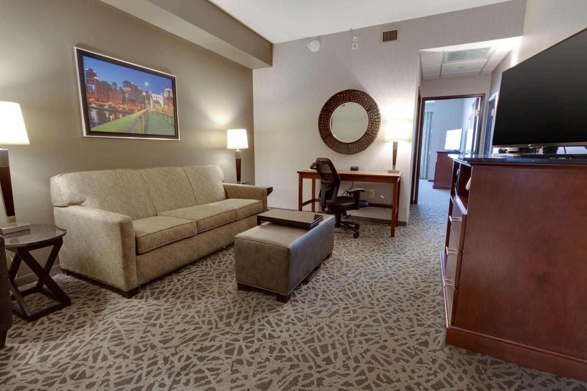 Drury Inn & Suites Pittsburgh Airport Settlers Ridge Imperial Buitenkant foto