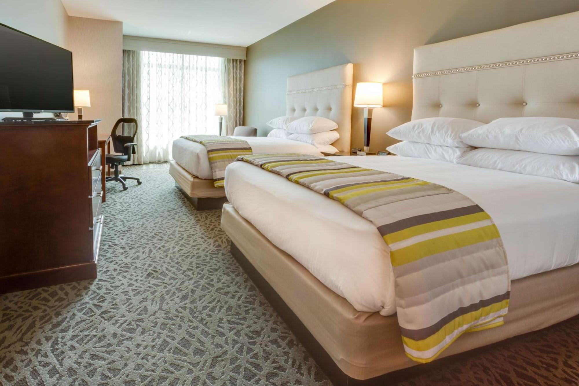 Drury Inn & Suites Pittsburgh Airport Settlers Ridge Imperial Buitenkant foto